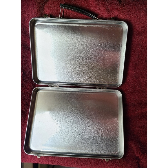 Small Metal Briefcase - Picture 1 of 3